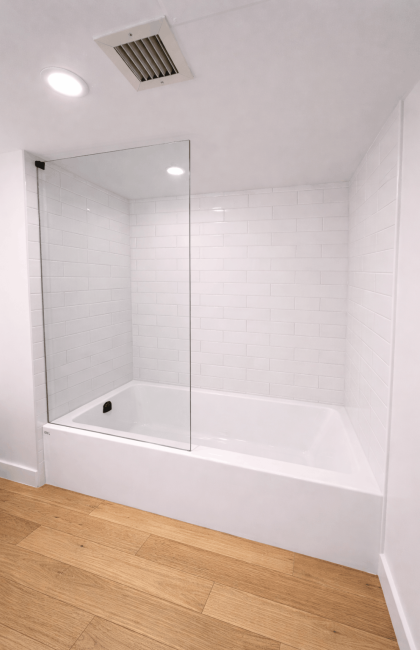 Fixed panel on bathtub- C